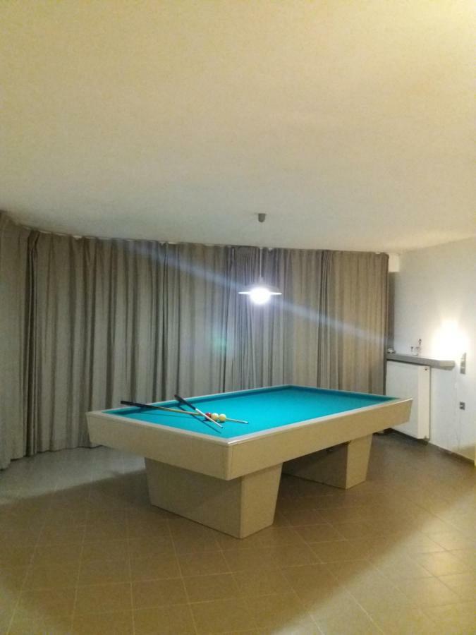 Villa Serenis Porovitsa Bagian luar foto
